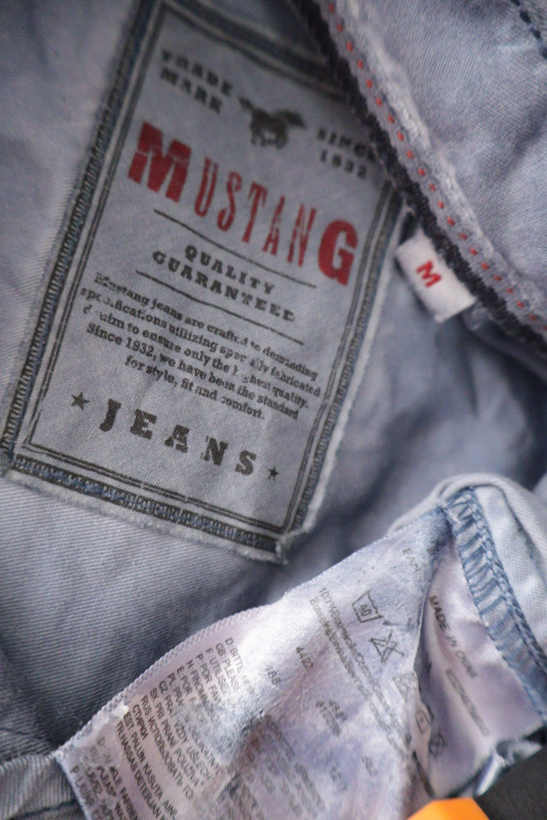 Camasa MUSTANG albastru deschis mărime M etichetă mărime și compoziție second-hand premium