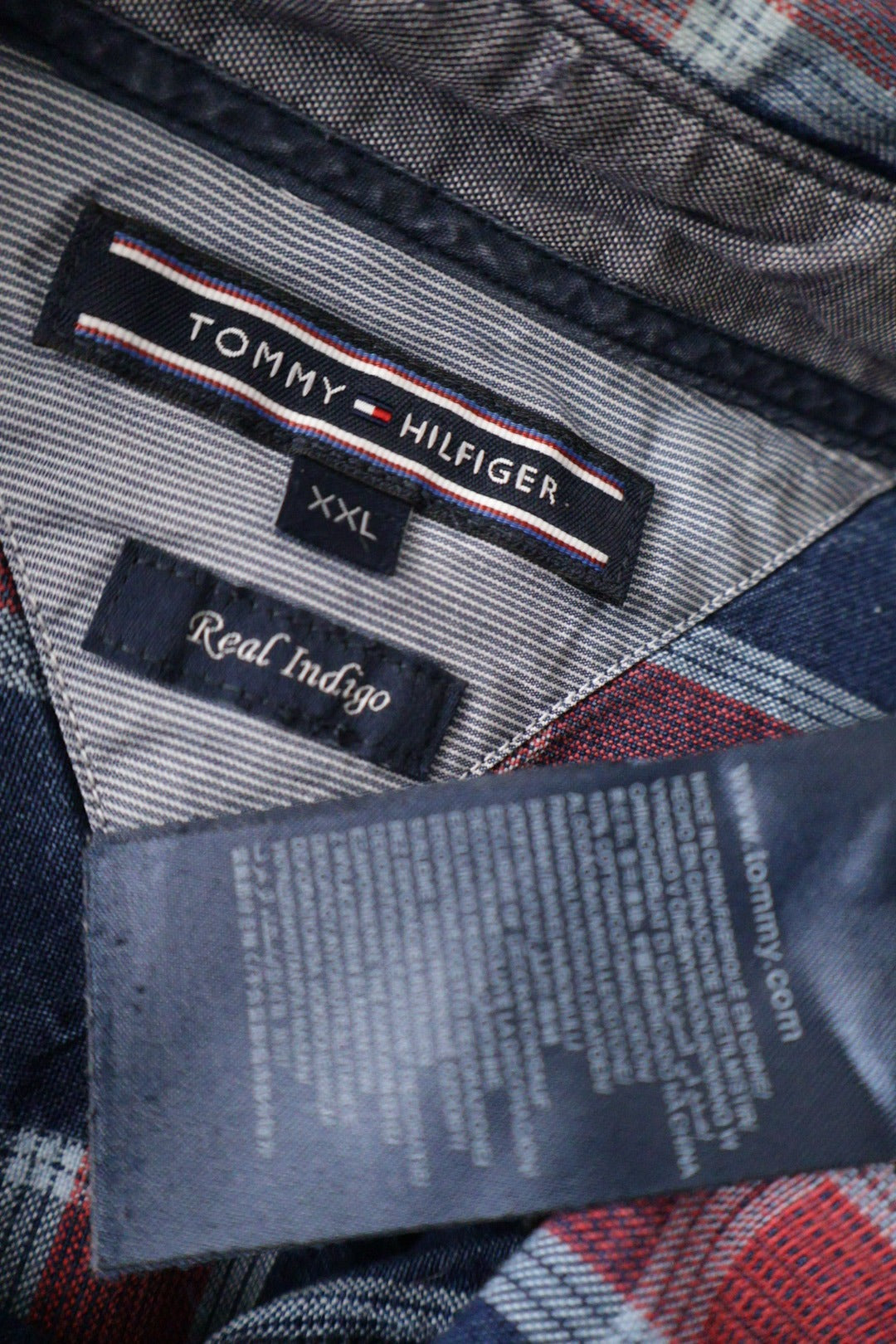 Camasa Tommy Hilfiger albastru, rosu, alb mărime XXL etichetă mărime și compoziție second-hand premium