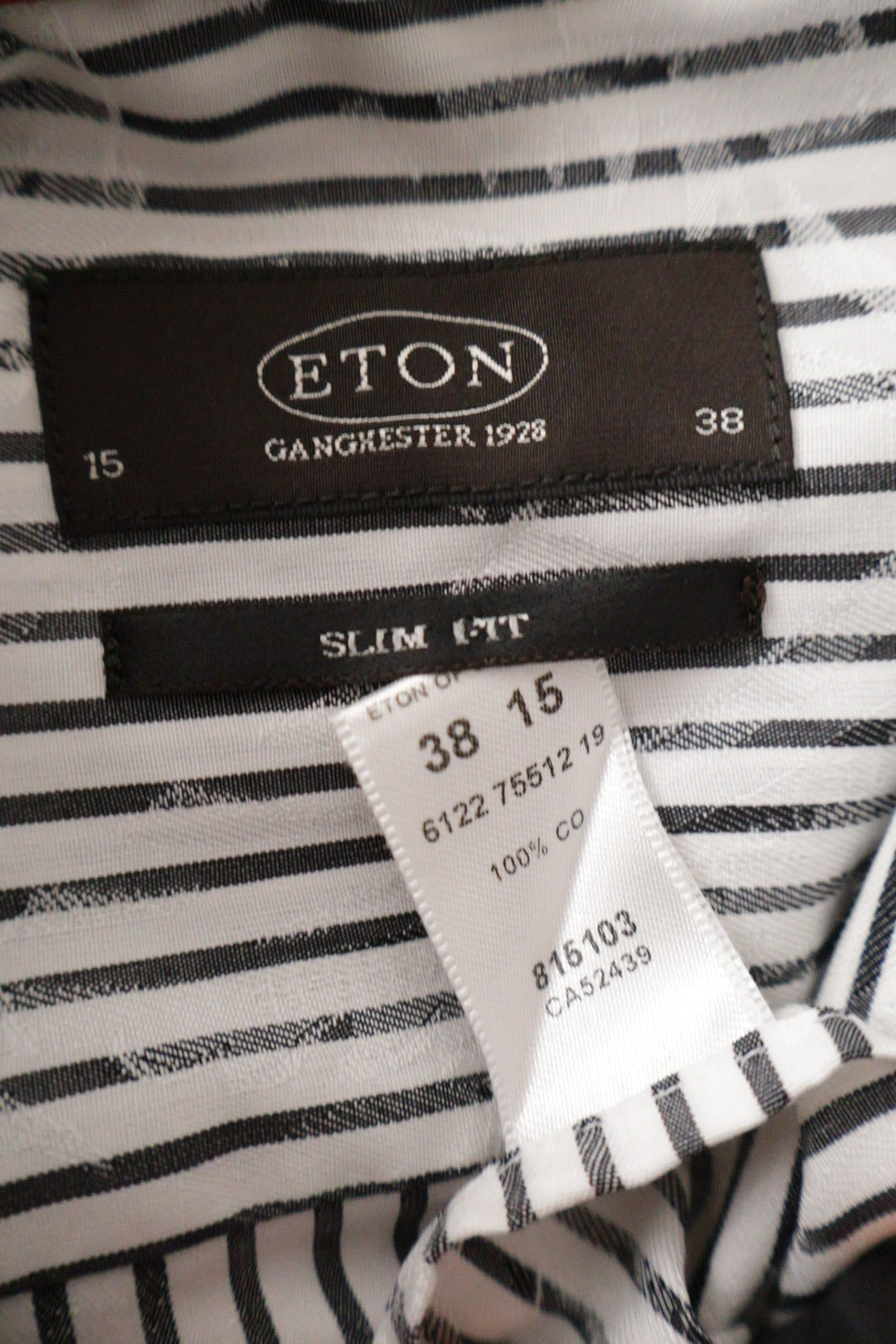 Camasa Eton alb cu dungi negre mărime S etichetă mărime și compoziție second-hand premium