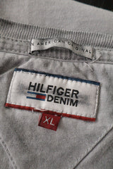 Tricou Tommy Hilfiger gri deschis mărime XL etichetă mărime și compoziție second-hand premium