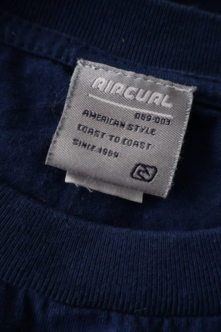 Tricou Rip Curl bleumarin mărime XL etichetă mărime și compoziție second-hand premium