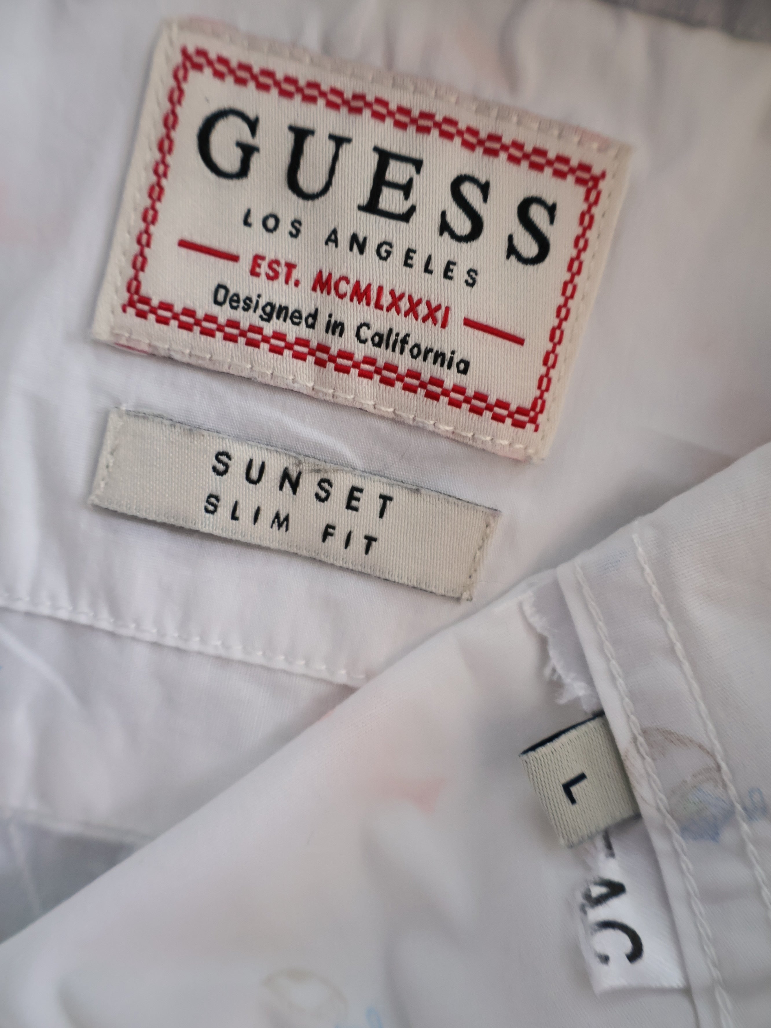 Eticheta marime si compozitie - Camasa Guess - L - Barbati
