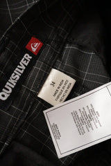 Pantaloni scurti Quiksilver negru mărime M etichetă mărime și compoziție second-hand premium