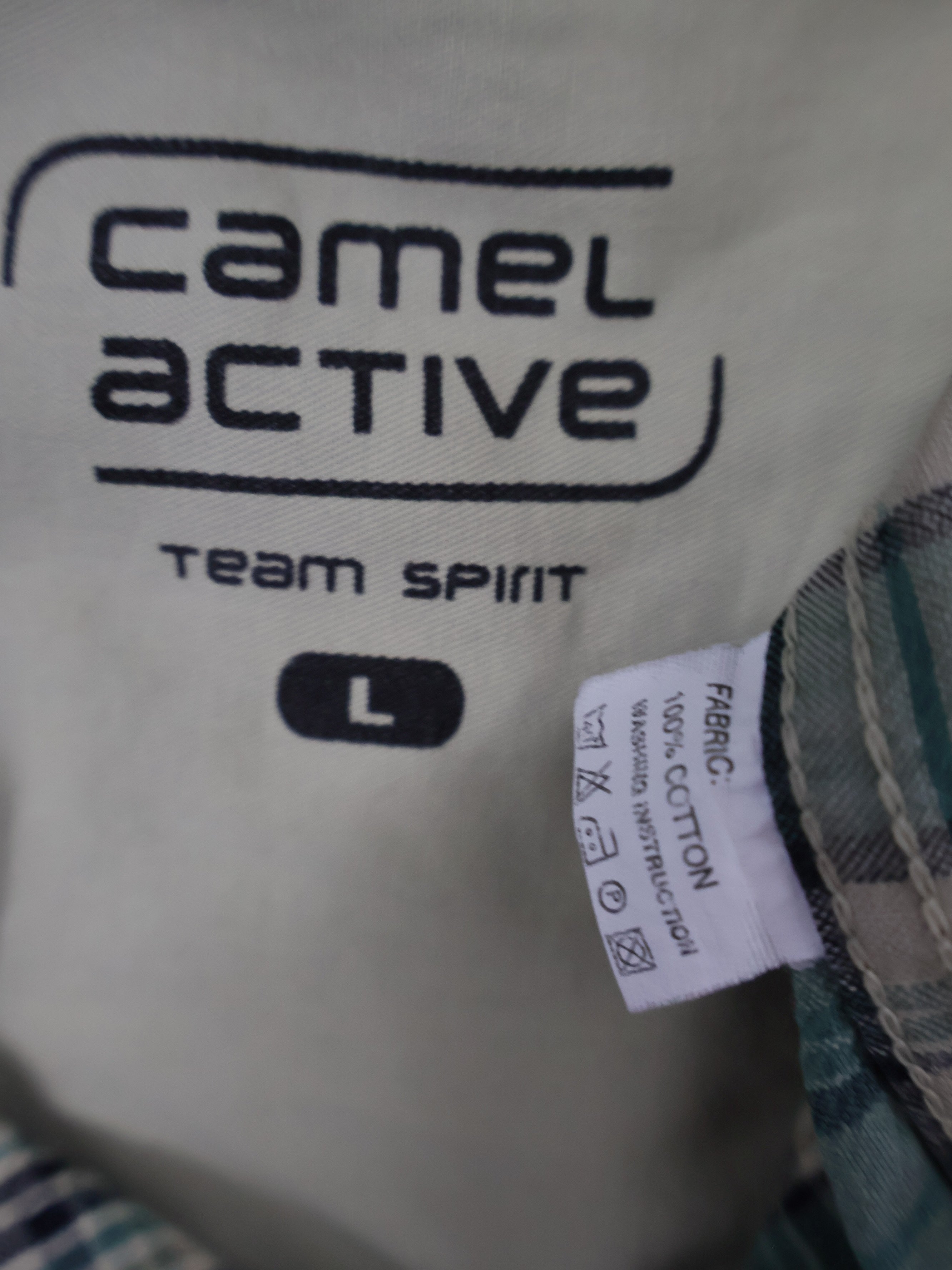 Eticheta marime si compozitie - Camasa Camel - L - Barbati