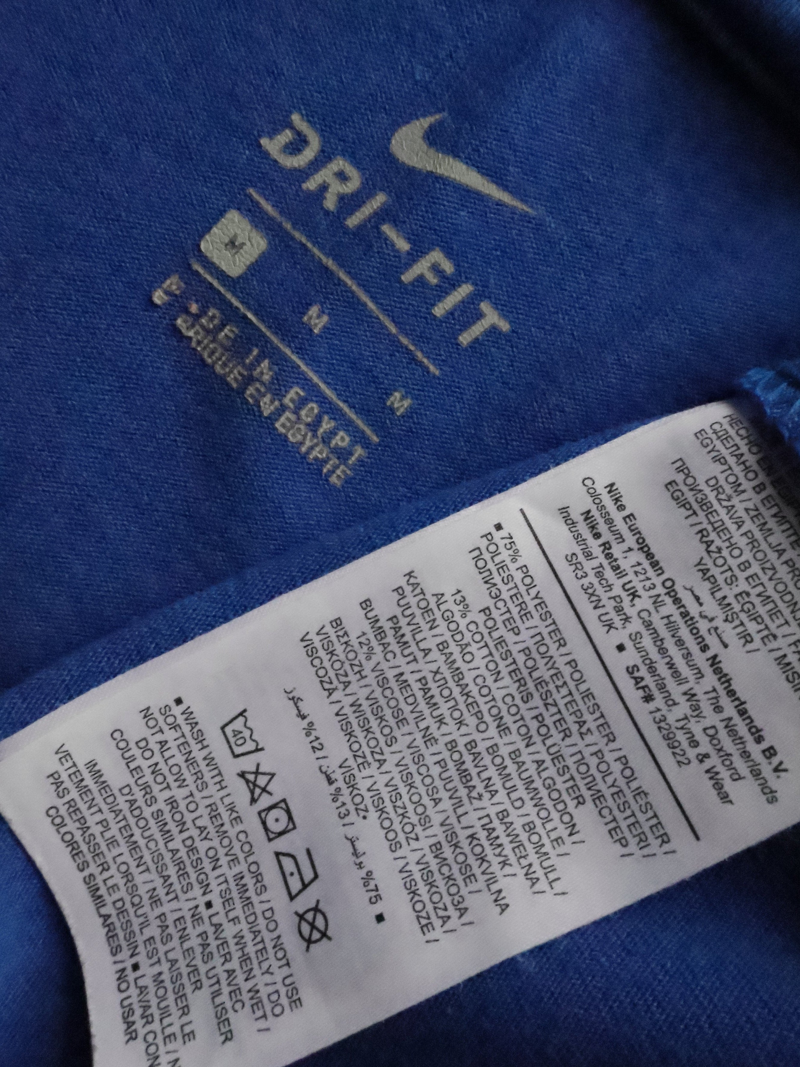 Eticheta marime si compozitie - Tricou NIKE - M - Femei