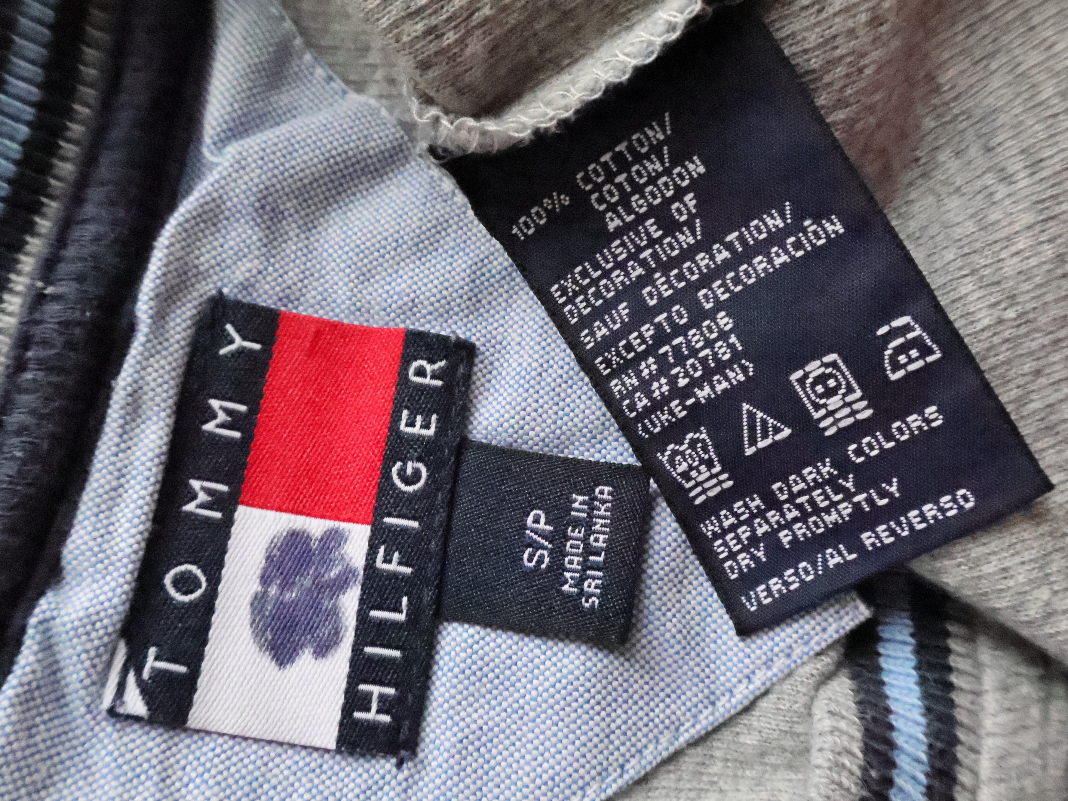 Eticheta marime si compozitie - Tricou Tommy Hilfiger - M - Barbati