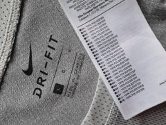 Eticheta marime si compozitie - Tricou NIKE - M - Barbati