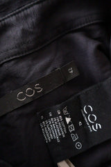 Camasa COS negru mărime L etichetă mărime și compoziție second-hand premium