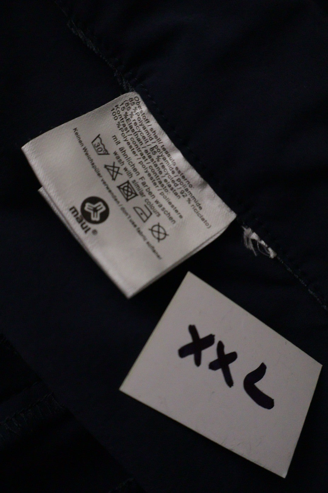 Fusta Maui bleumarin mărime 3XL etichetă mărime și compoziție second-hand premium