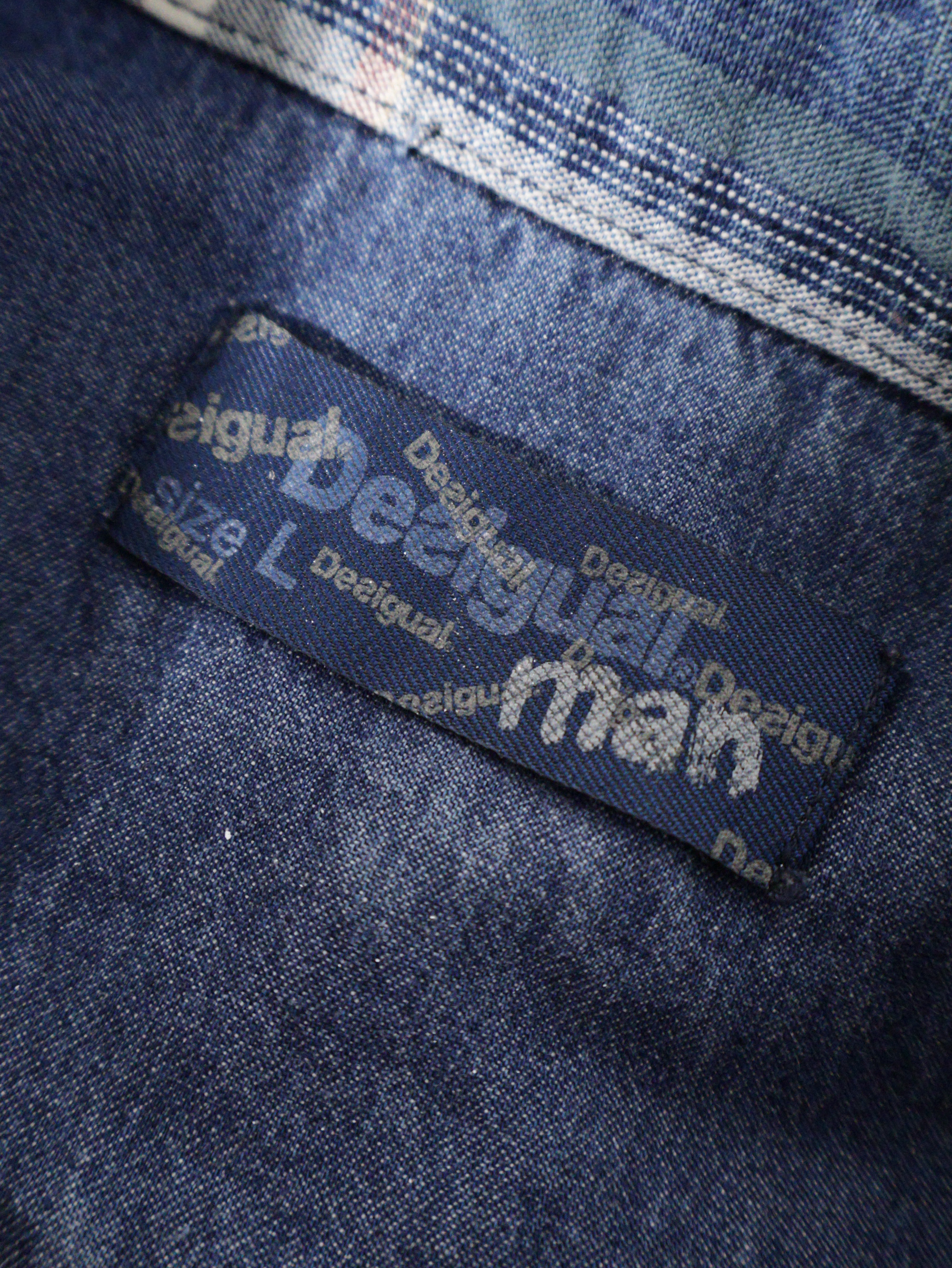 Eticheta marime si compozitie (rotita dreapta) - Cămașă Desigual cu patchwork si carouri – L – Bărbați