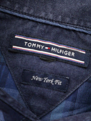 Eticheta marime si compozitie (rotita dreapta) - Cămașă Tommy Hilfiger cu carouri albastre – XL – Bărbați