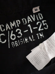 Eticheta marime si compozitie (rotita dreapta) - Cămașă Camp David neagra cu imprimeu grafic – M – Bărbați