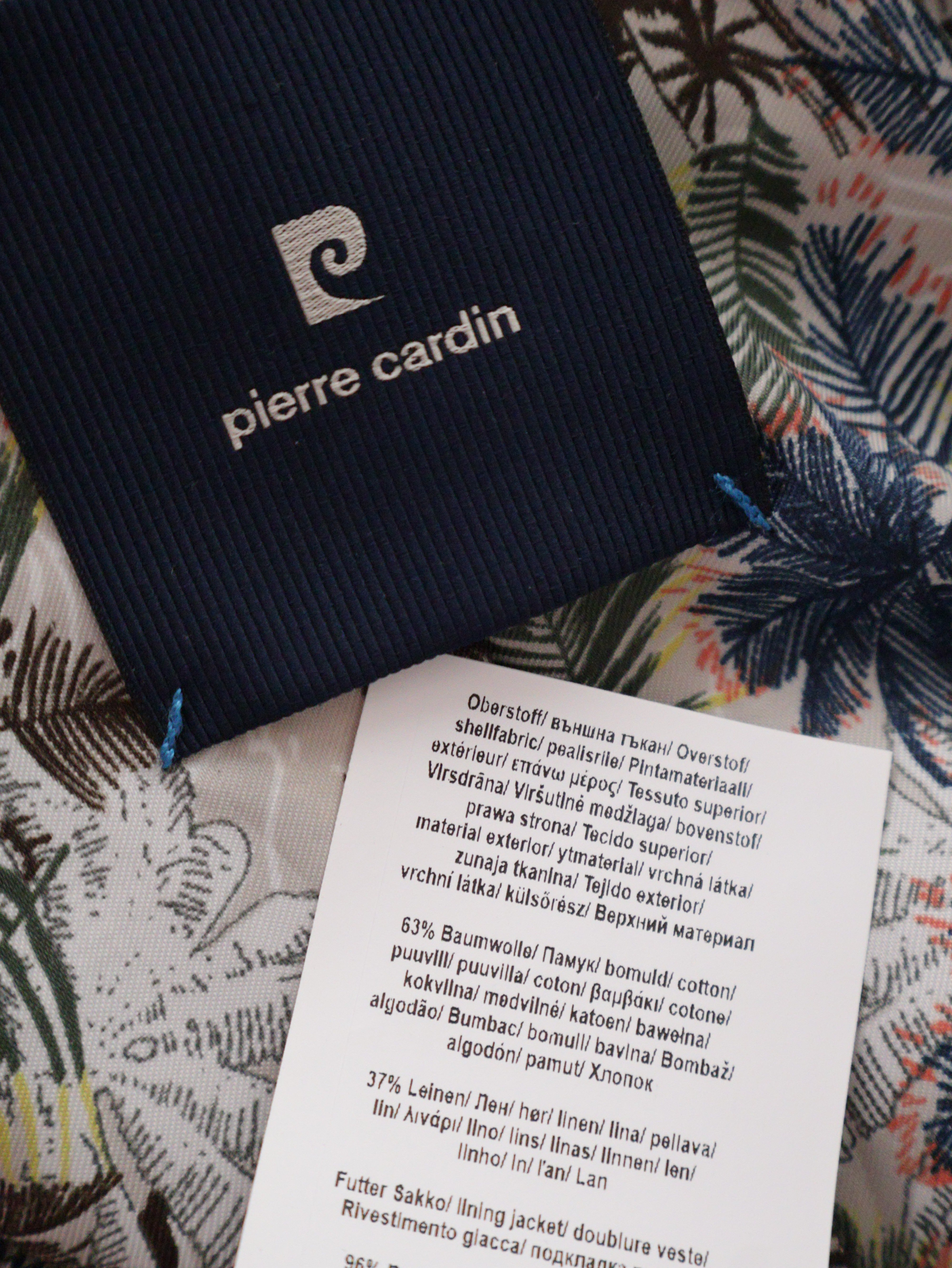 Eticheta marime si compozitie (rotita dreapta) - Sacou Pierre Cardin gri cu textură fină și căptușeală florală – L – Bărbați