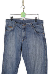 Blugi Wrangler - marimea L W36/L34 - Barbati