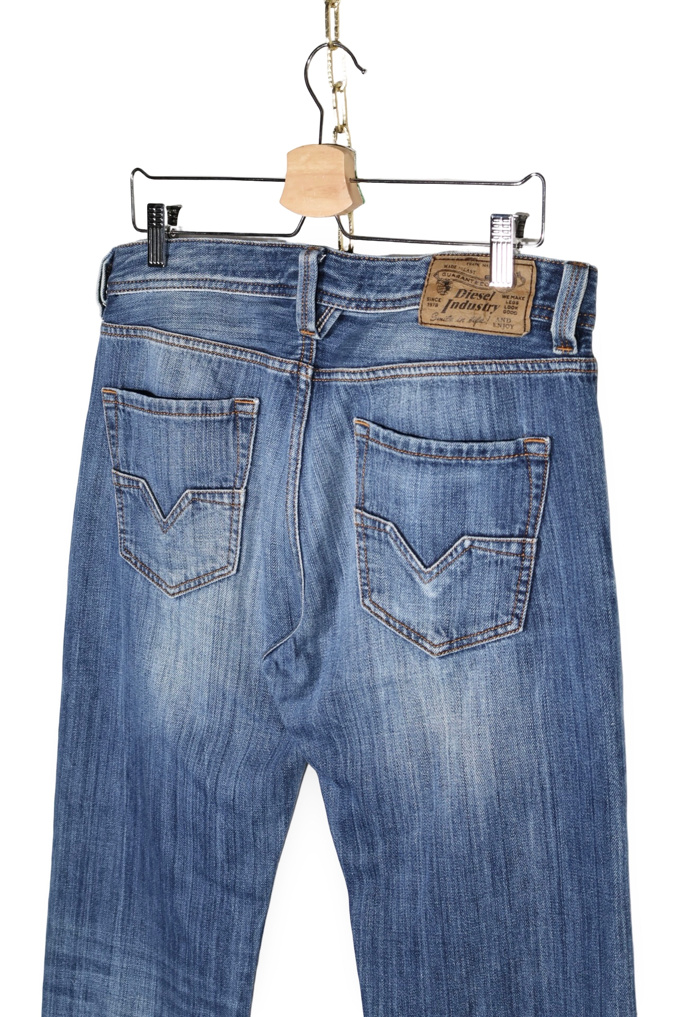 Blugi Diesel - marimea S/M W31/L32 - Barbati