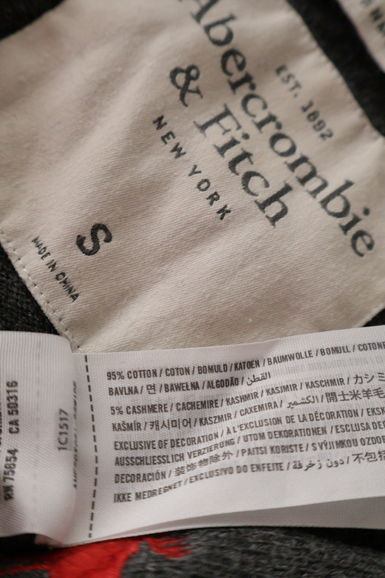 Abercrombie & Fitch – pulover – etichetă – second-hand premium