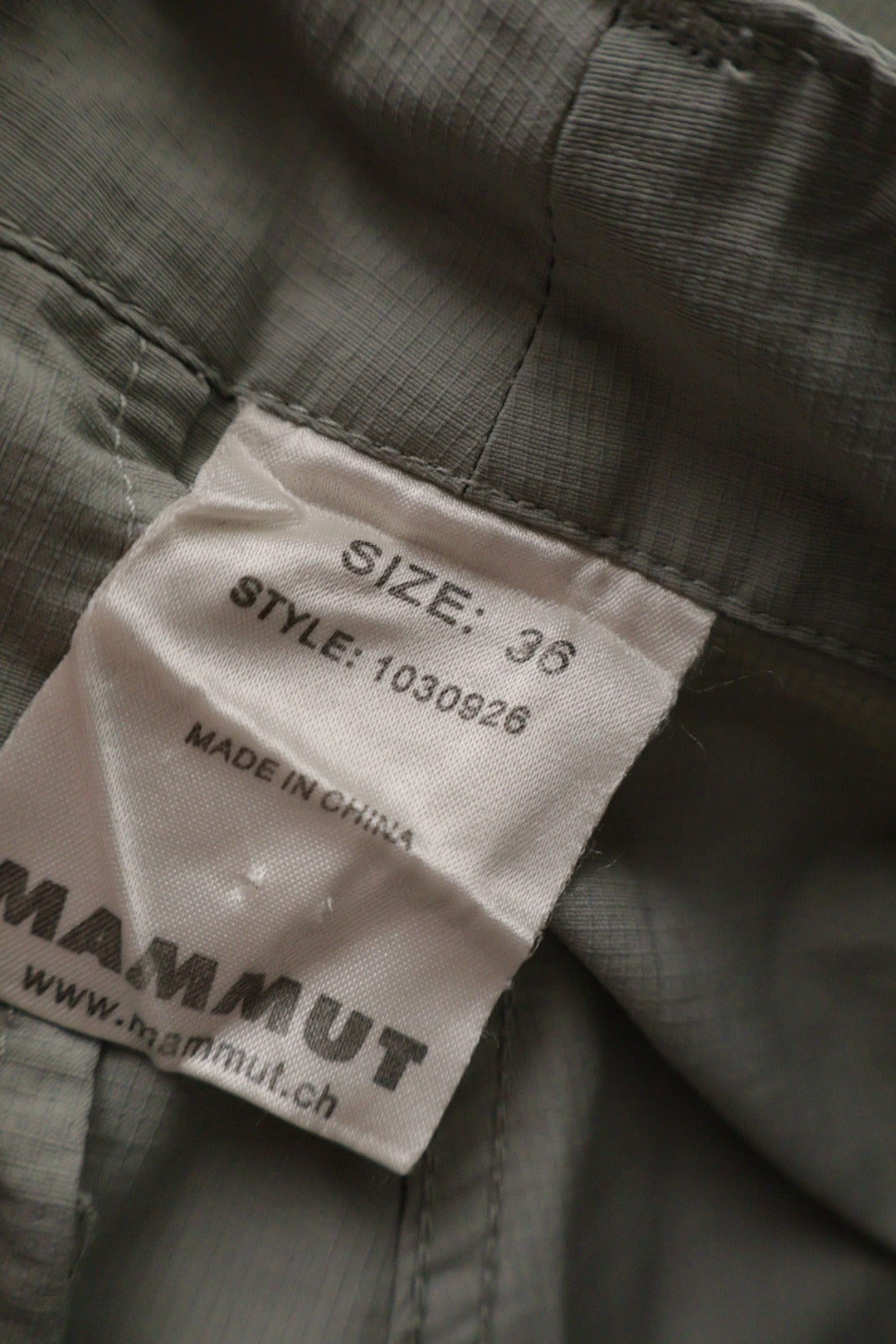 Mammut – pantaloni scurți – etichetă – second-hand premium