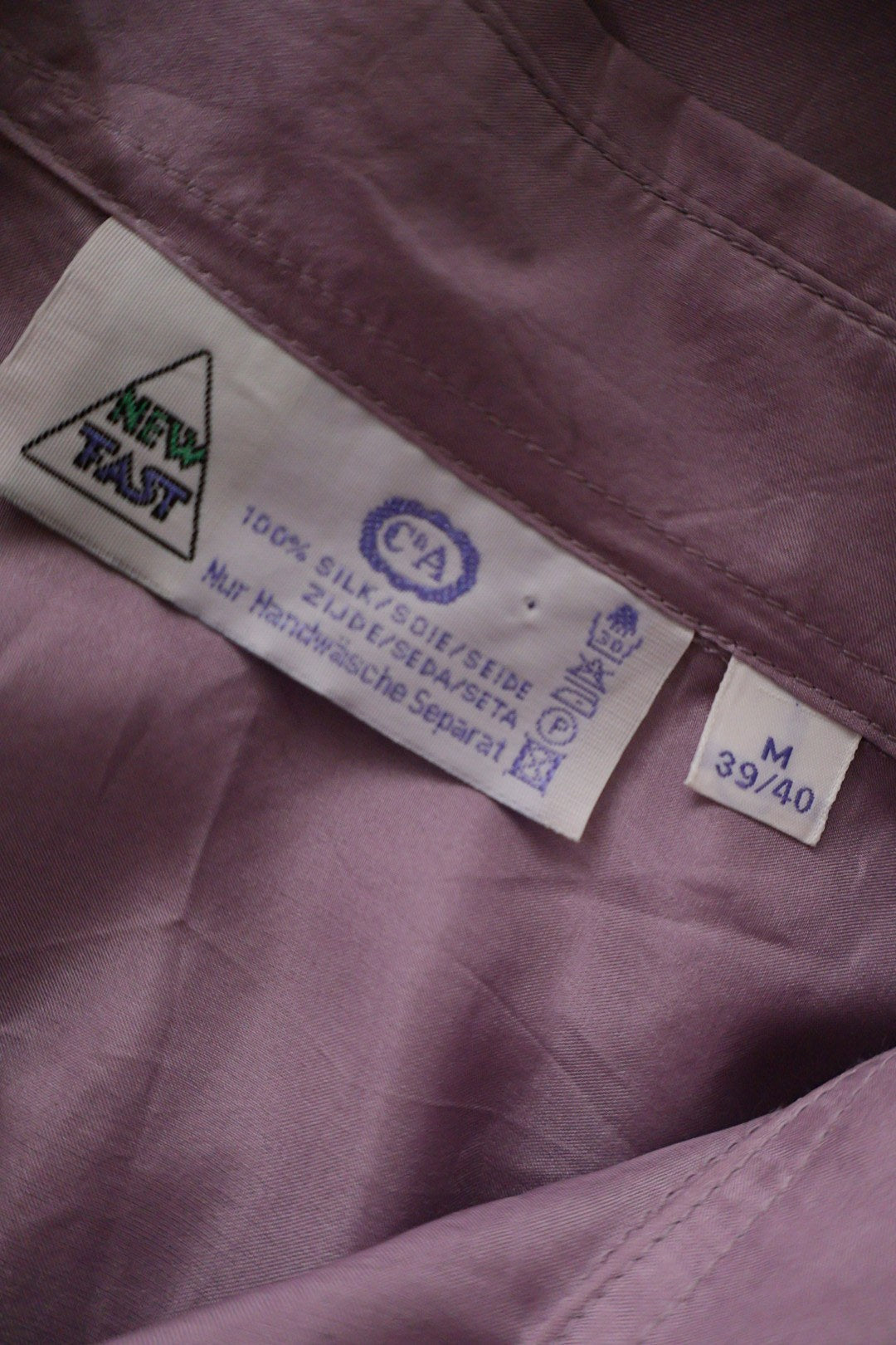 cămașă – etichetă – second-hand premium