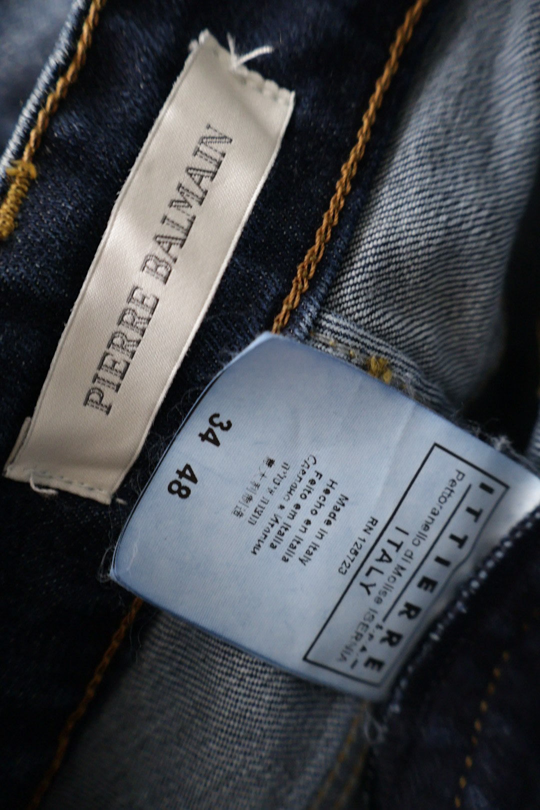 PIERRE BALMAIN – blugi – etichetă – second-hand premium