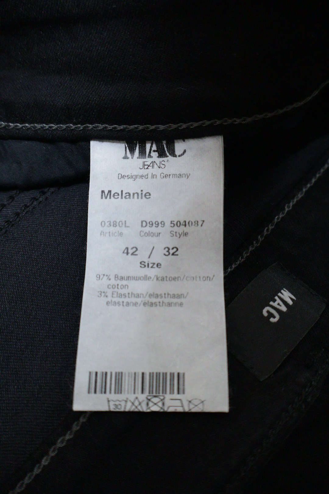MAC – blugi – etichetă – second-hand premium