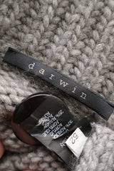 Darwin – bluză – etichetă – second-hand premium