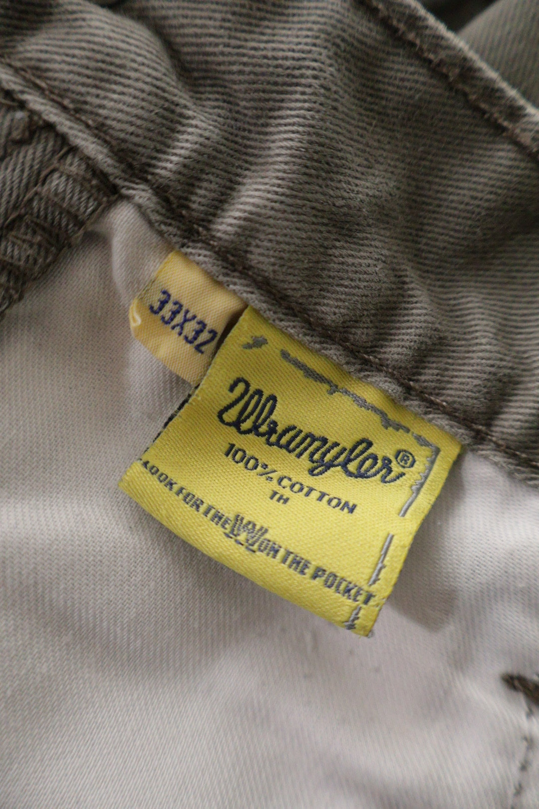 Wrangler – blugi – etichetă – second-hand premium