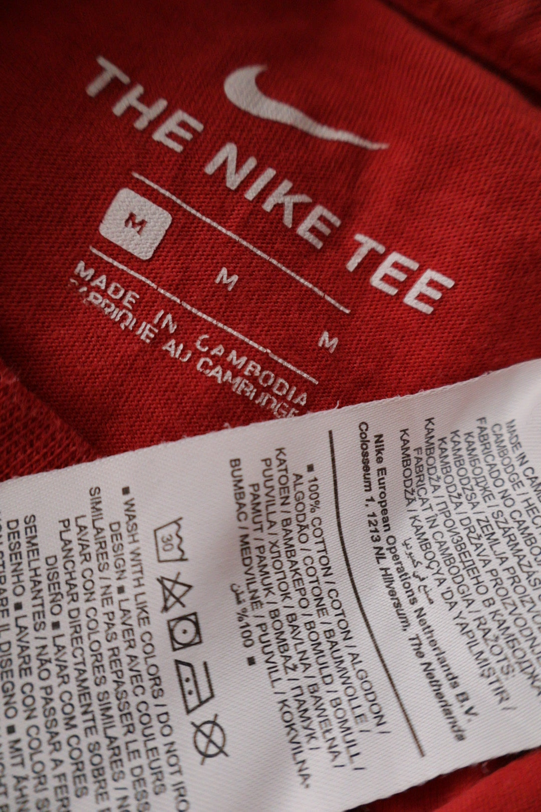 Nike – tricou – etichetă – second-hand premium