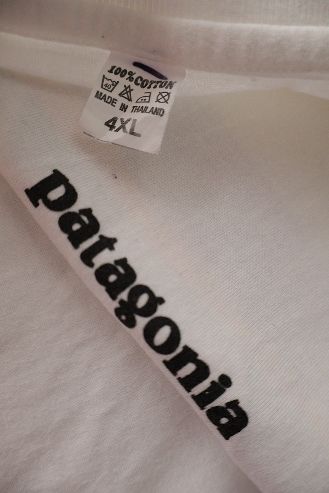 Patagonia – tricou – etichetă – second-hand premium