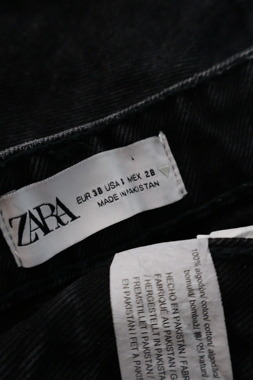 ZARA – blugi – etichetă – second-hand premium