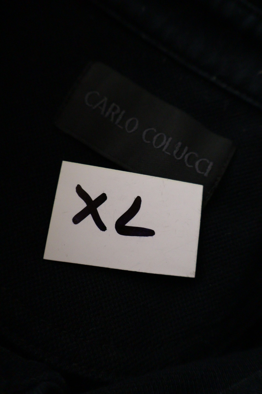 CARLO COLUCCI – tricou – etichetă – second-hand premium