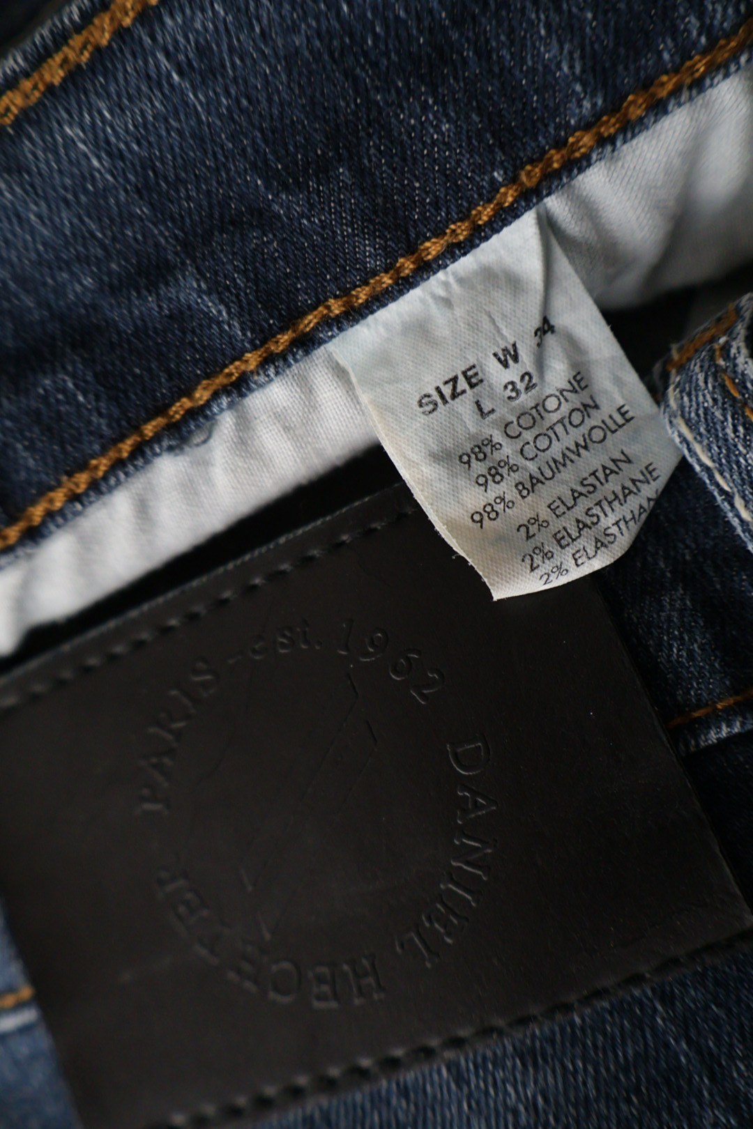 DANIEL HECHTER – blugi – etichetă – second-hand premium