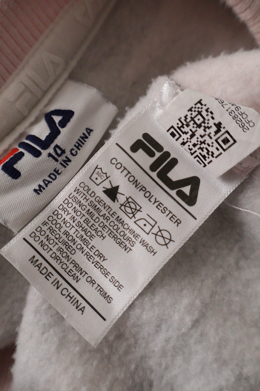 FILA – bluză – etichetă – second-hand premium