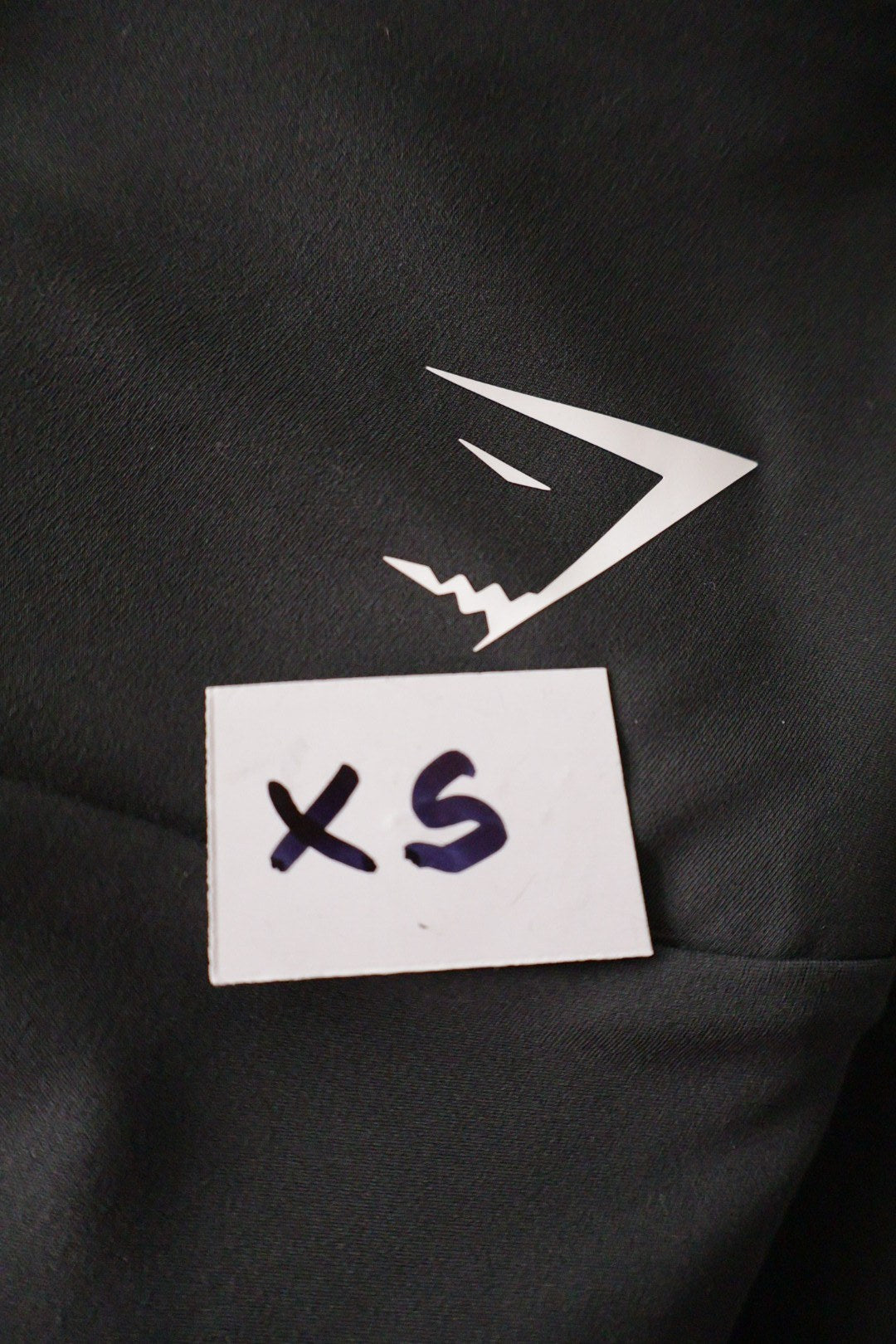 GYMSHARK – pantaloni – etichetă – second-hand premium