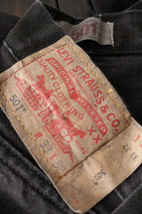 Levi's – blugi – etichetă – second-hand premium