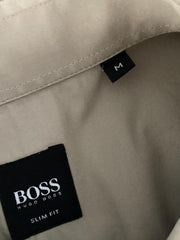 Camasa Hugo Boss - marimea M - Intre Umerase