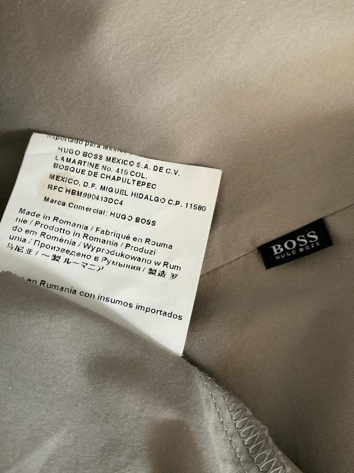 Camasa Hugo Boss - marimea M - Intre Umerase
