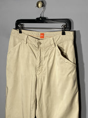 Pantaloni Hugo Boss - marimea M - Intre Umerase