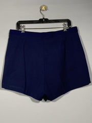 Pantaloni scurti Adidas - marimea 46 - XL - Intre Umerase