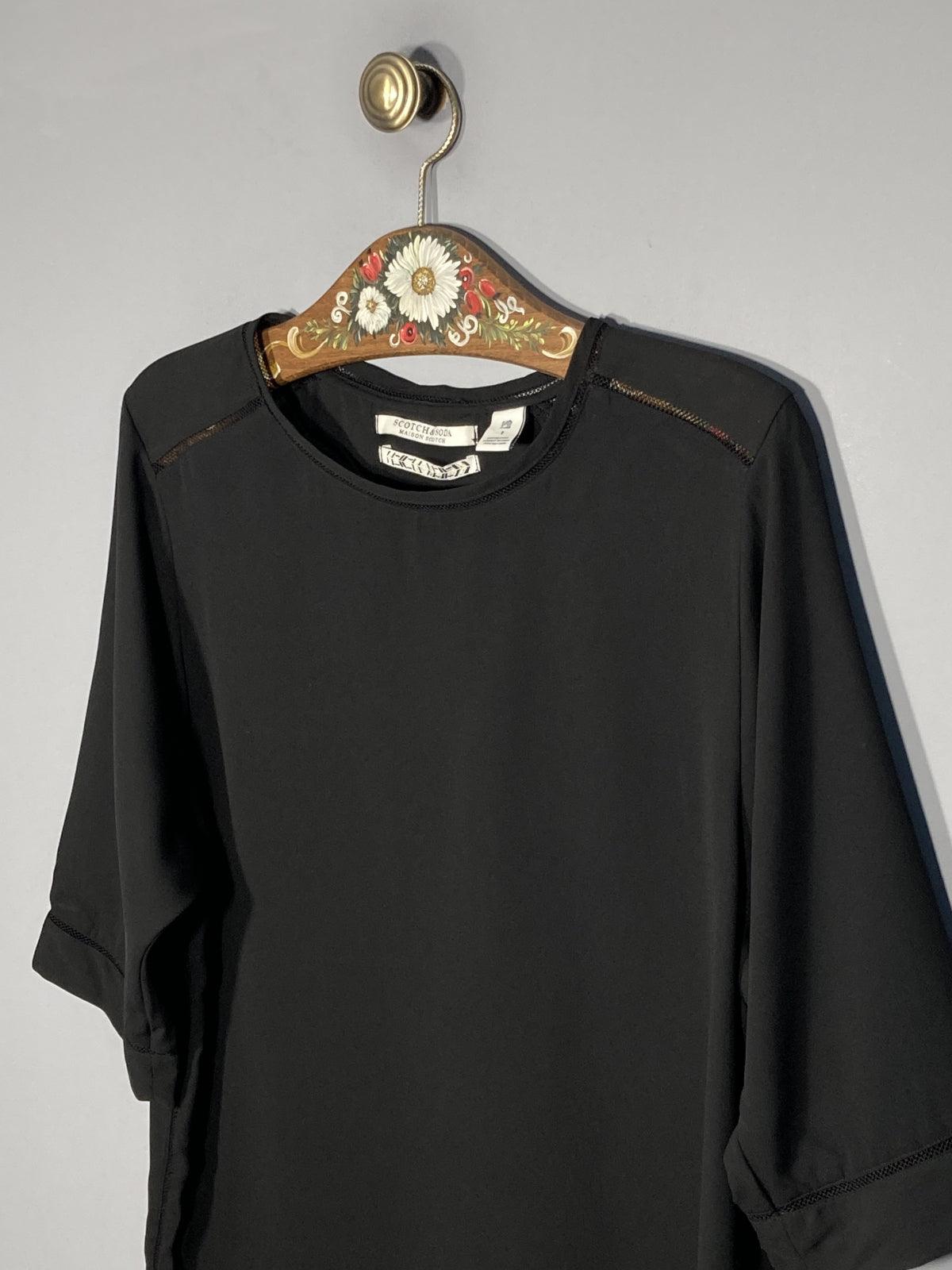 Tricou Maison&Scotch - marimea M - Intre Umerase